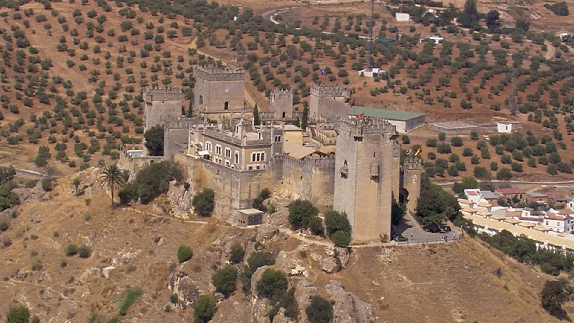 Así es el Castillo de Almodóvar, escenario de la serie 'Juego de Tronos': la fortaleza de Altojardín Así es el Castillo de Almodóvar, escenario de la serie 'Juego de Tronos': la fortaleza de Altojardín