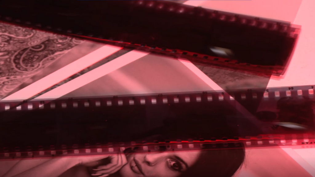 La fotografía en carrete se pone de moda entre los jóvenes que buscan capturar momentos únicos