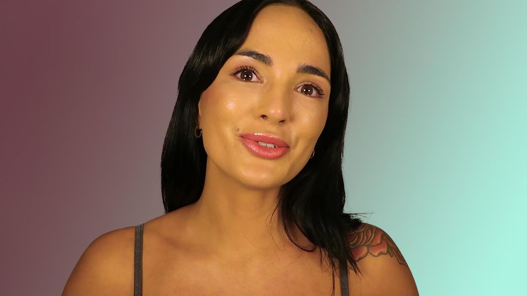 Claudia Bavel enseña sus fotos más íntimas con Mangel Alta intensidad by Claudia Bavel Temporada 1 Top Vídeos 3