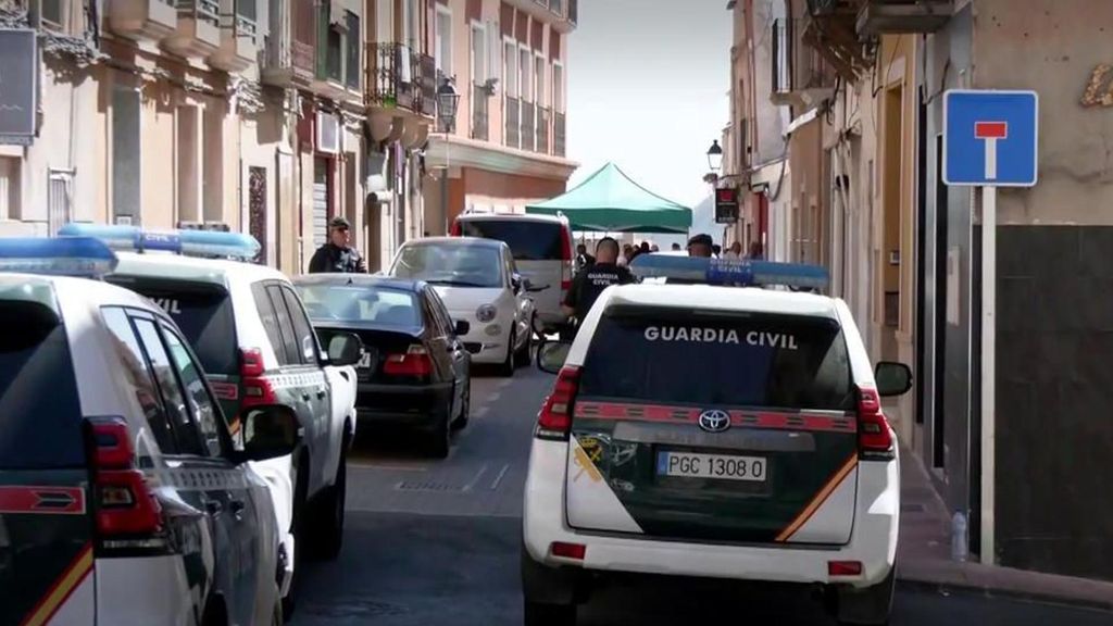 José Iván pudo sufrir un brote psicótico antes de quitarse la vida tras 36 horas atrincherado en Agost
