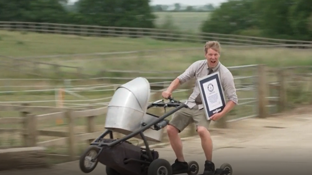 El Libro Guinness, lanzado por primera vez en 1955, nació de la idea de un grupo en un cementerio del Reino Unido