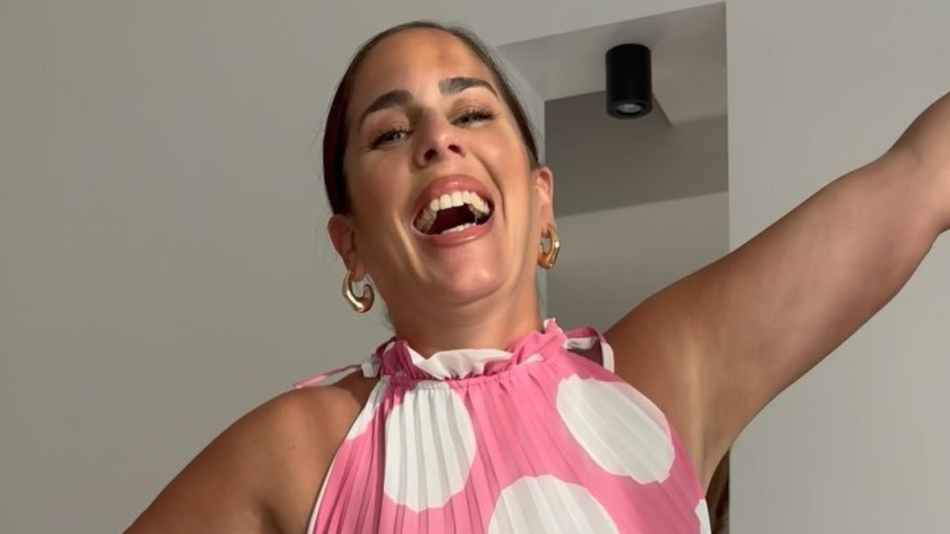 Así es la terraza exterior de Anabel Pantoja de su casa en Canarias: porche cubierto, zona 'chill out' y piscina