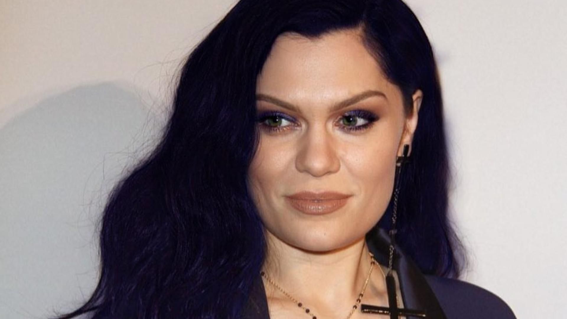 La cantante Jessie J padece cáncer de mama