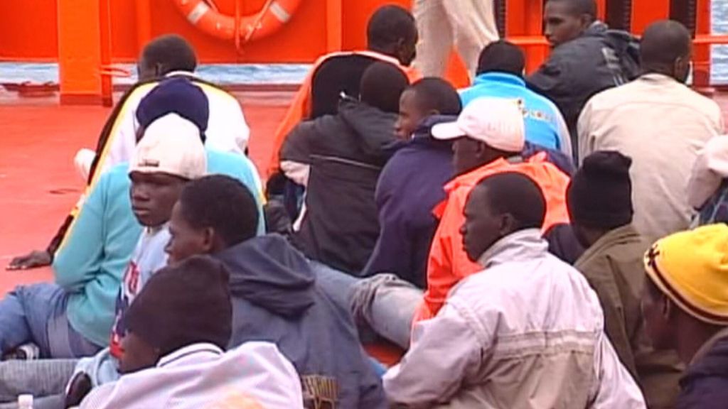 Se hunde un cayuco que llevaba rumbo a Canarias con 140 personas: sobreviven 17