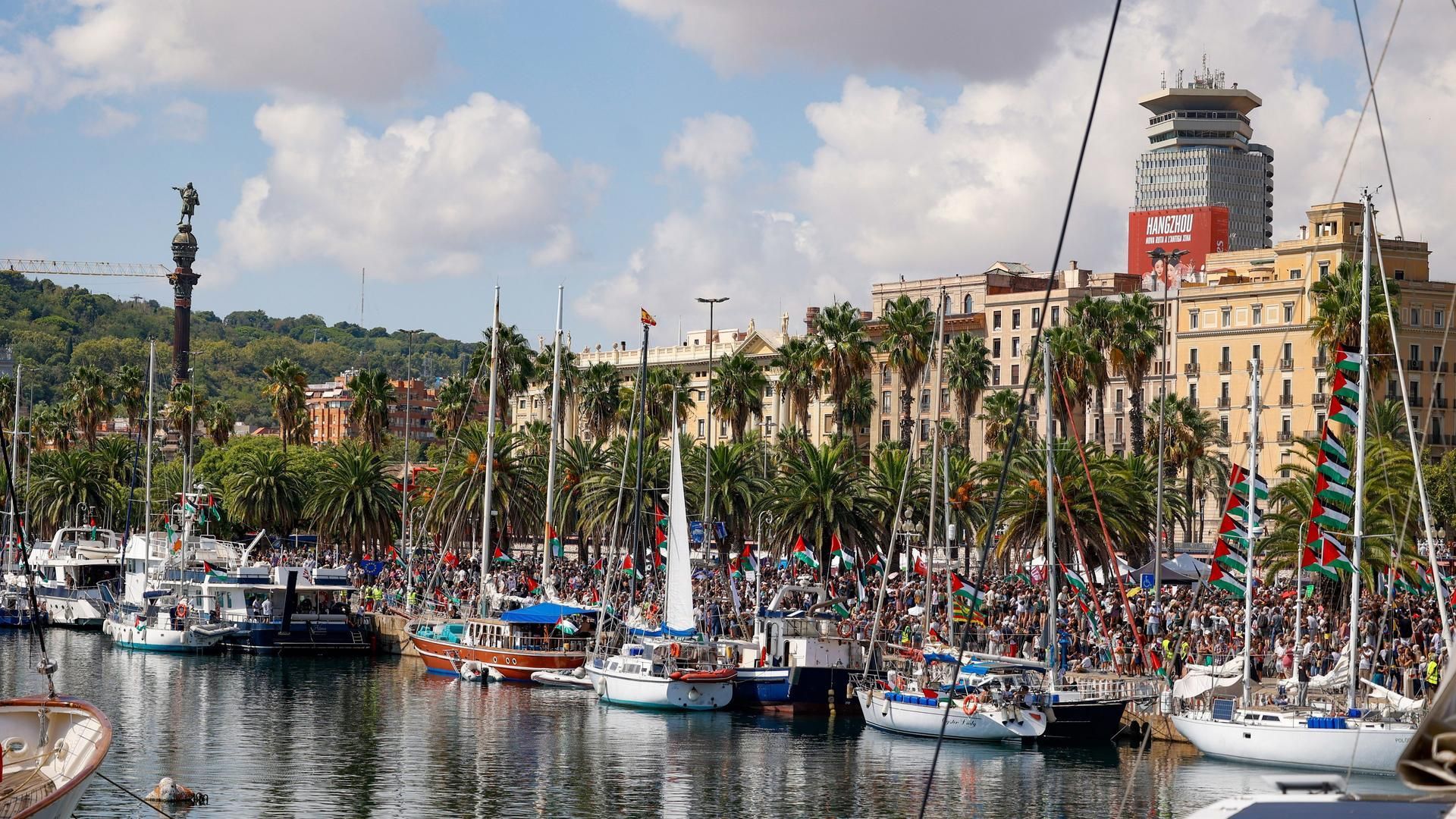 Parte de la flotilla