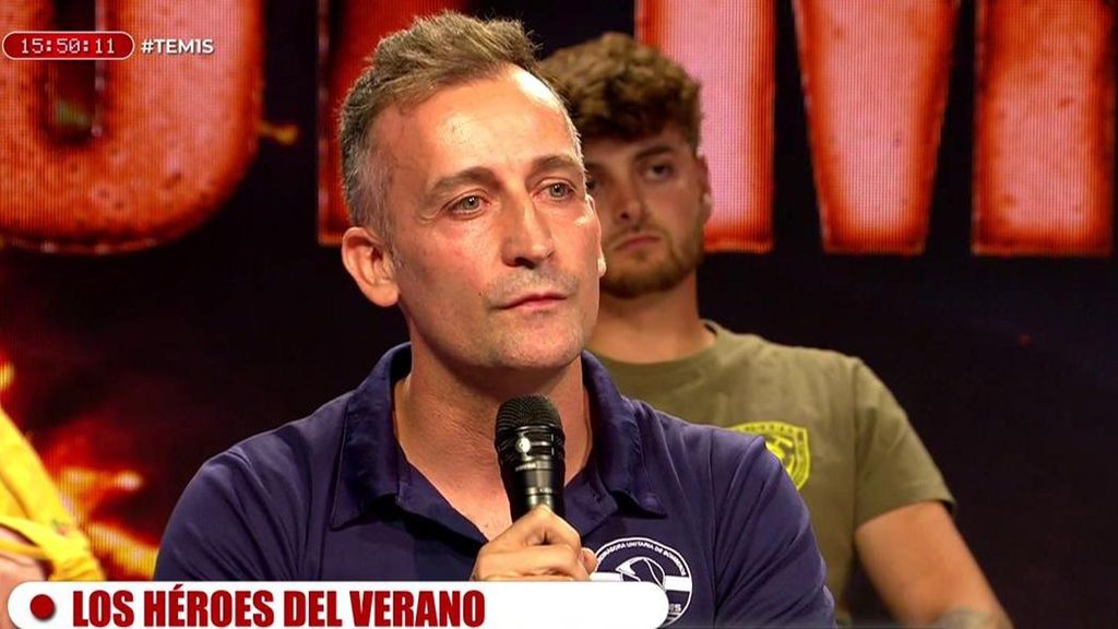 Un bombero madrileño que coordinó dos incendios en León explota en 'Todo es mentira': "Fuimos gratis en nuestros días libres"