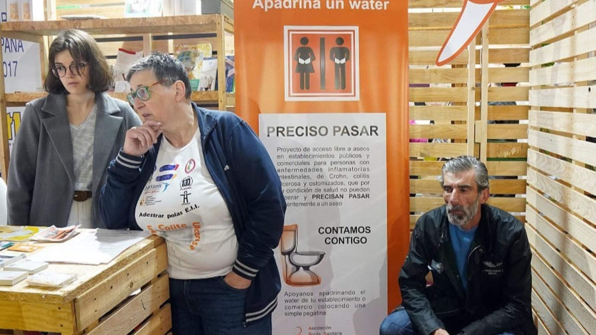 Campaña de la ASSEII para buscar locales que se unan con el cartel "Preciso pasar"