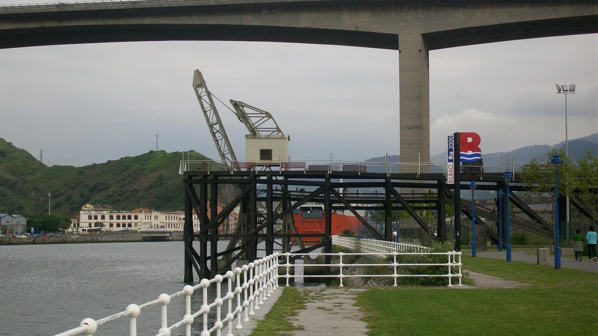 Encuentran el cadáver de una mujer de 88 años flotando en ría de Barakaldo, Vizcaya