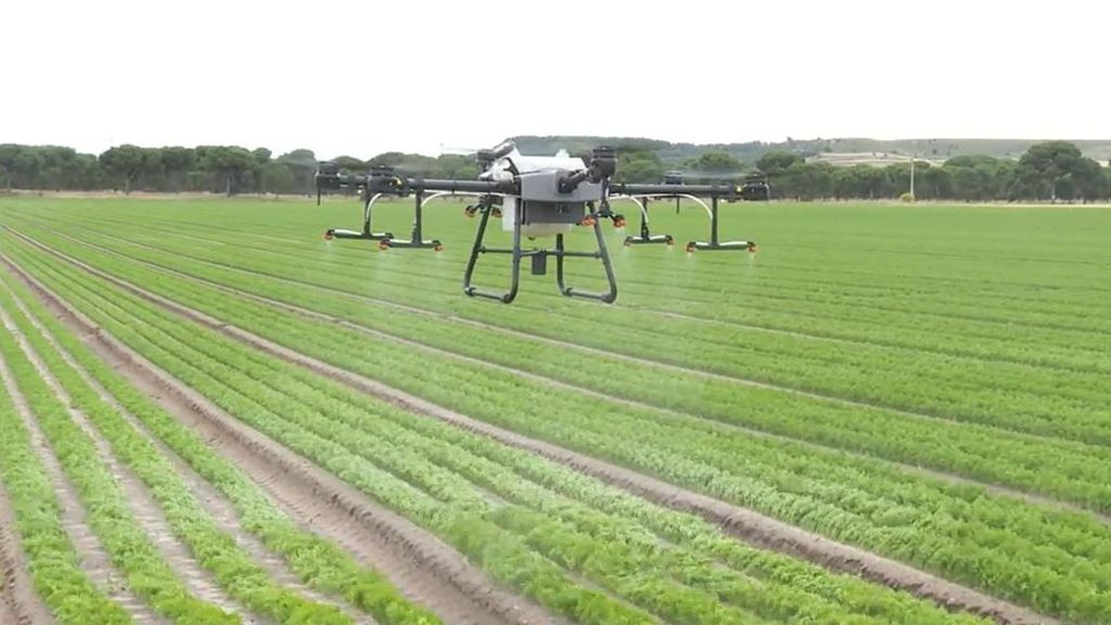 La Unión Europea empieza a exigir la agricultura de precisión: los drones riegan los campos y ahorran recursos