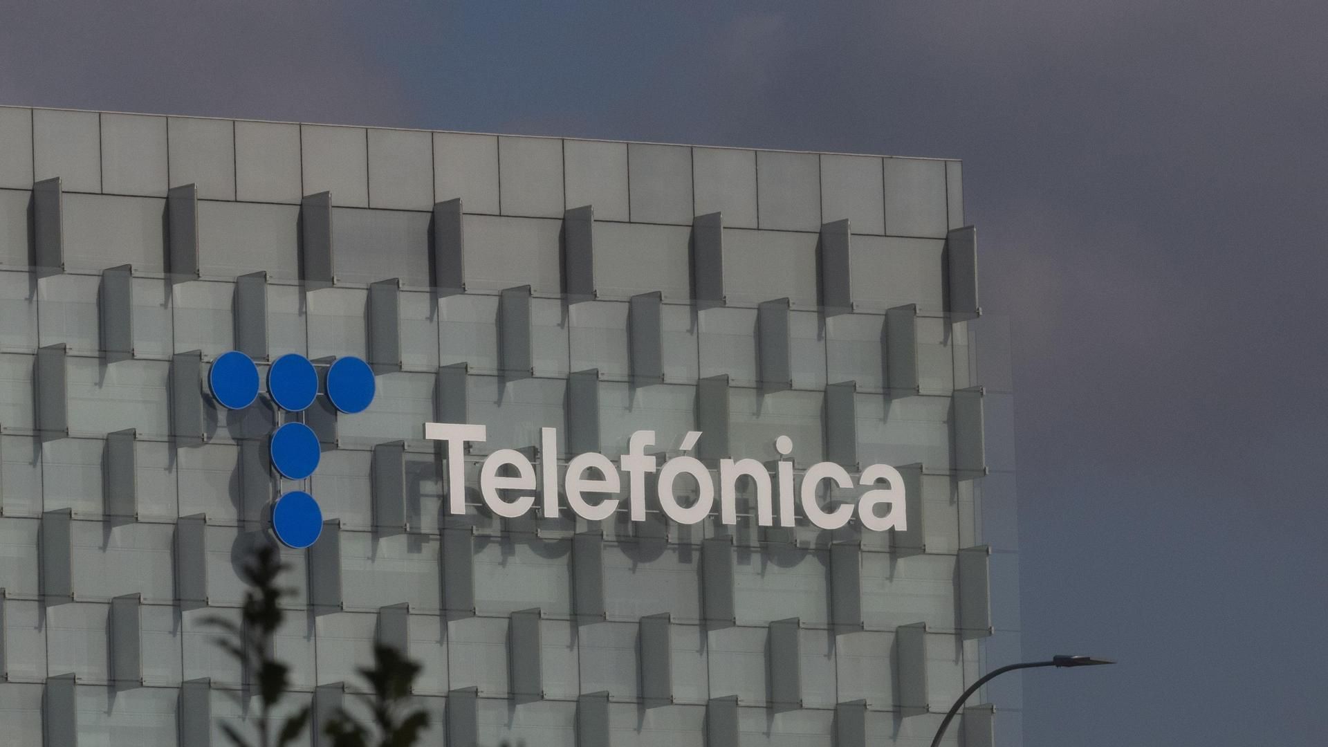 Telefónica plantea abandonar la Bolsa de Nueva York tras casi 40 años