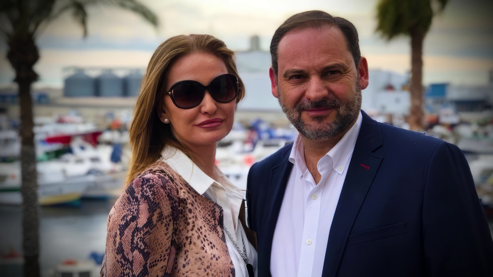 Carolina Perles y José Luis Ábalos
