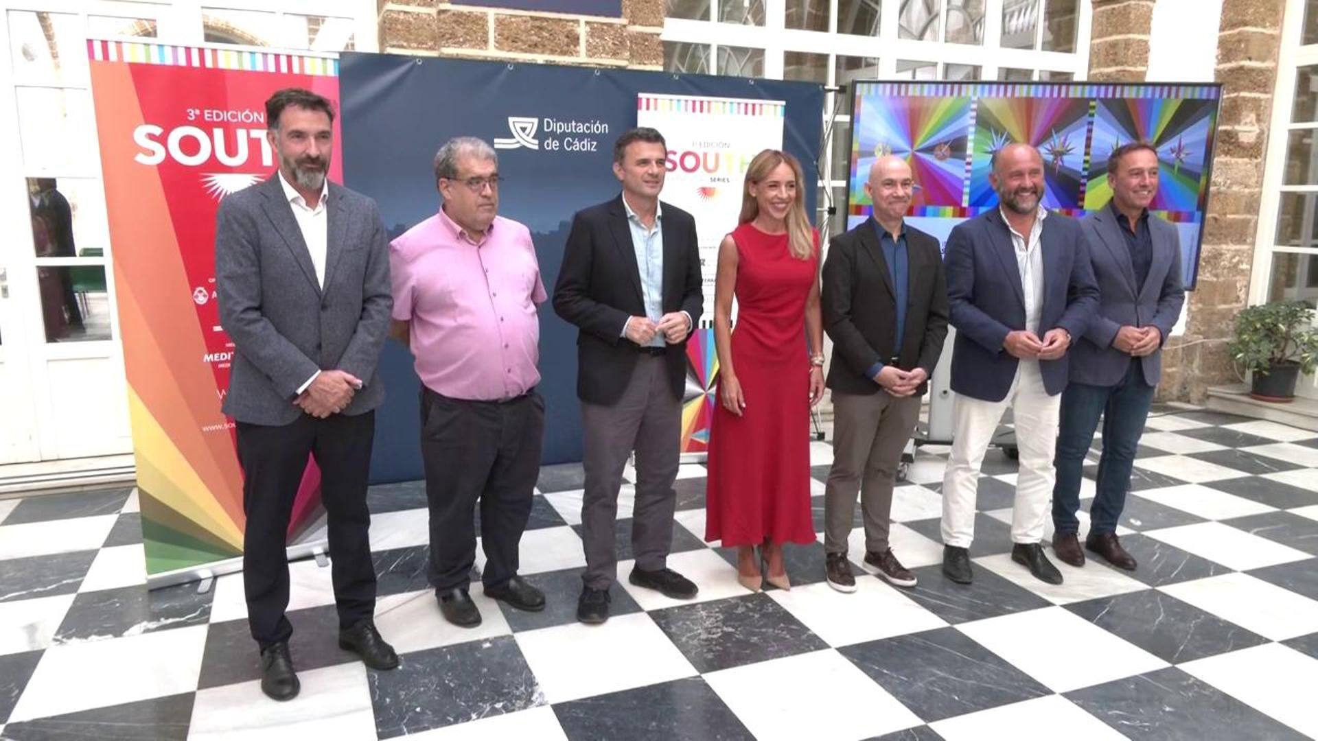Paco León y María Castro recibirán el Premio de Honor de la tercera edición del South International Series Festival