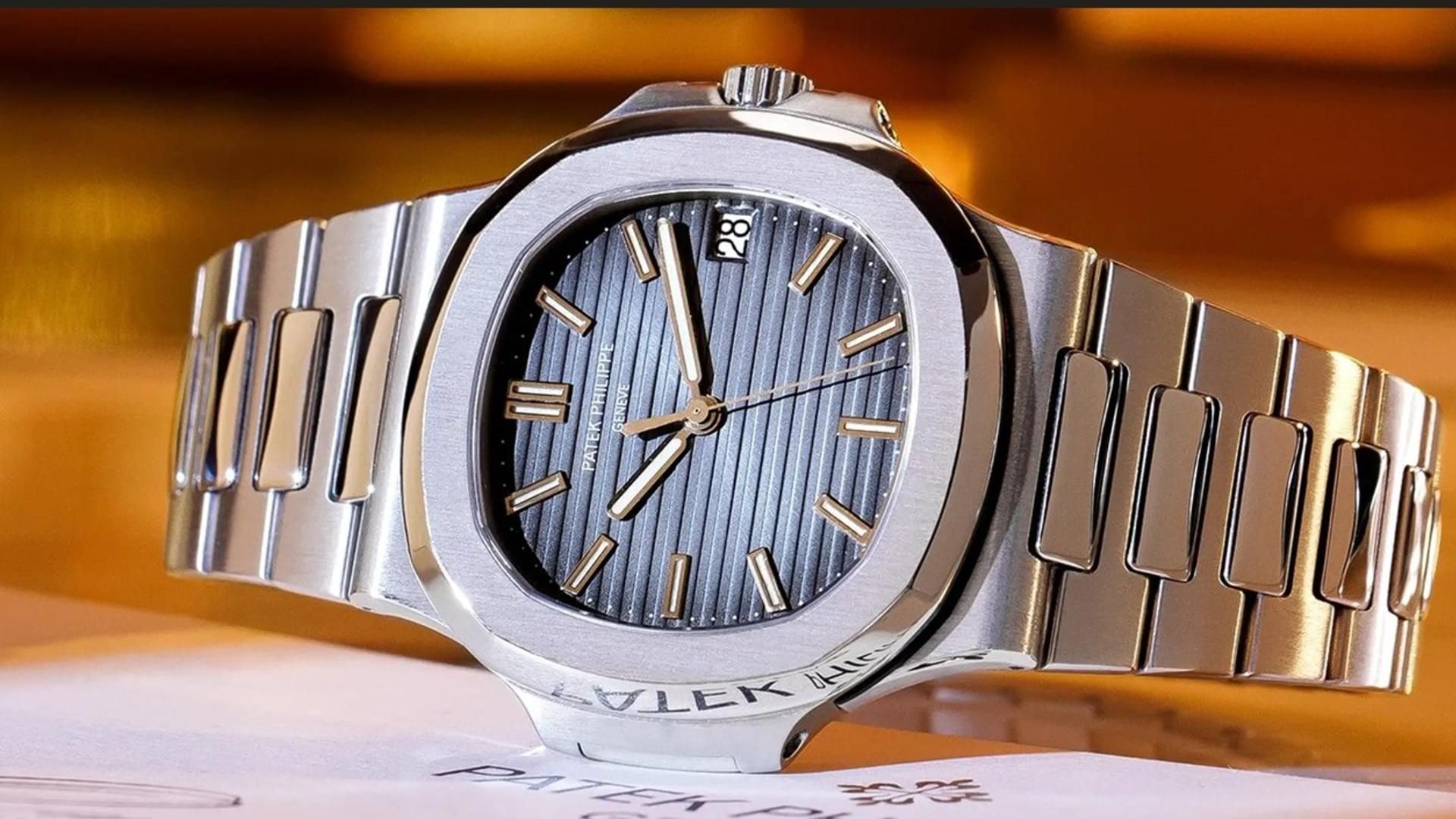 PATEK PHILIPPE Nautilus