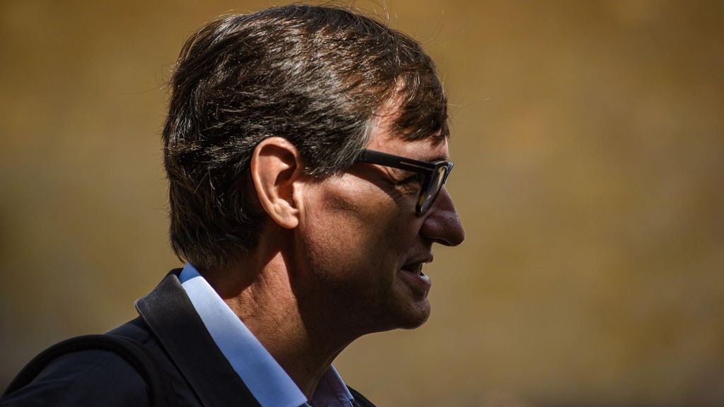 Salvador Illa se reúne con Carles Puigdemont, un encuentro que llega tarde según JxCat