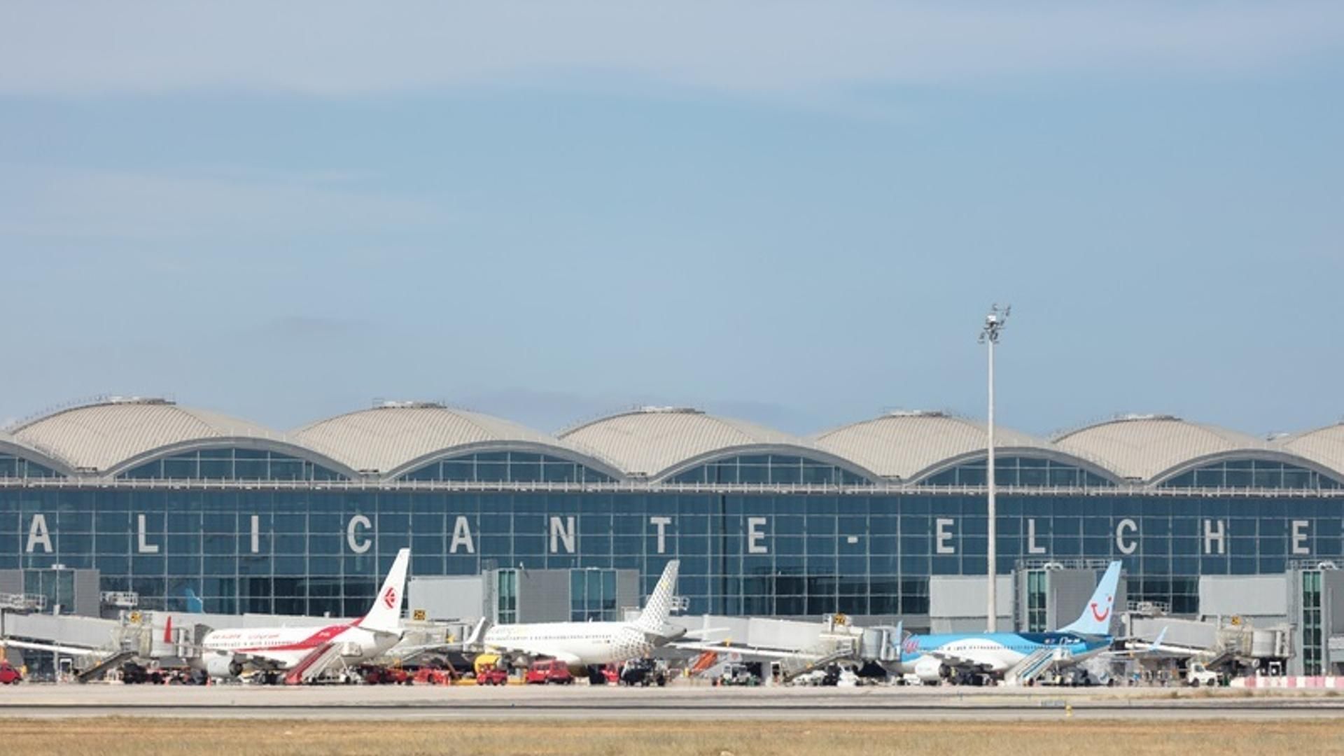 Terminal del aeropuerto de Alicante-Elche