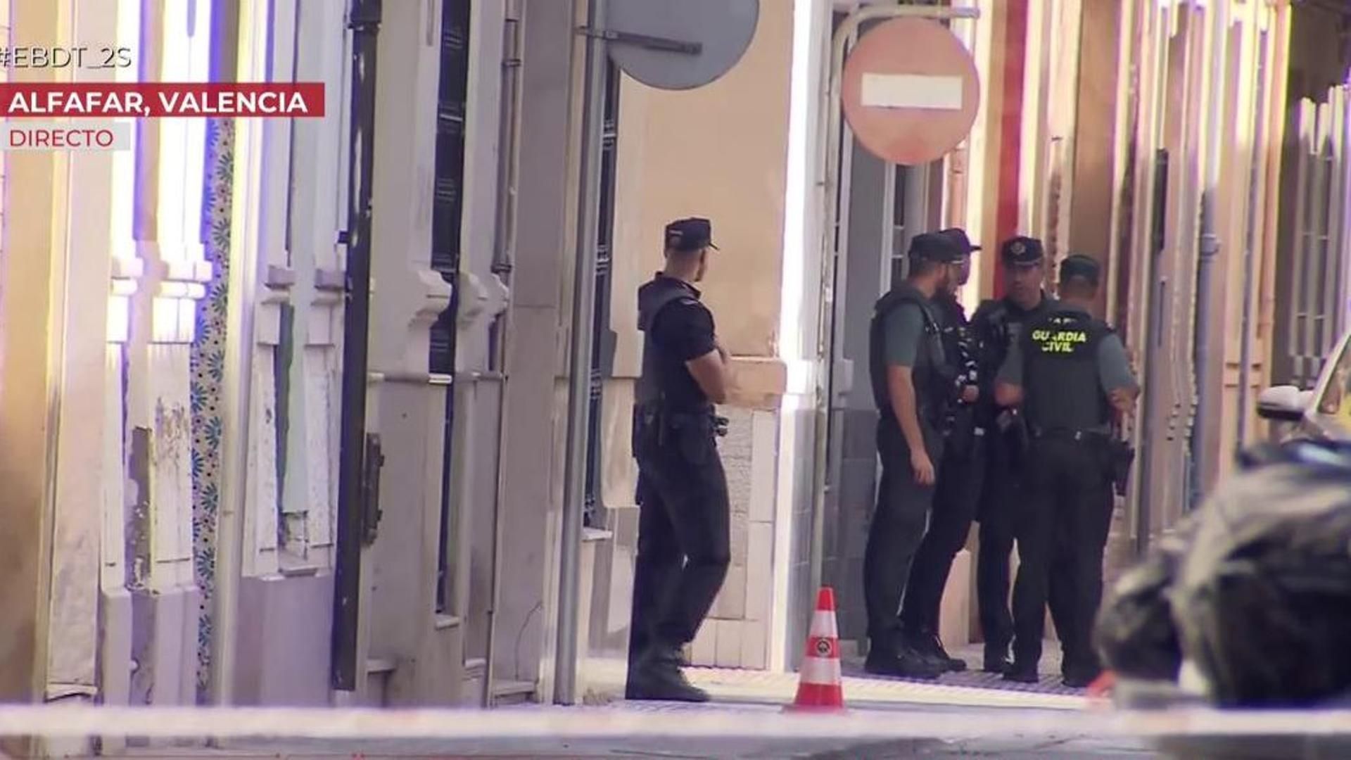 Un hombre se atrinchera tras disparar a un hombre tras una disputa en Alfafar, Valencia