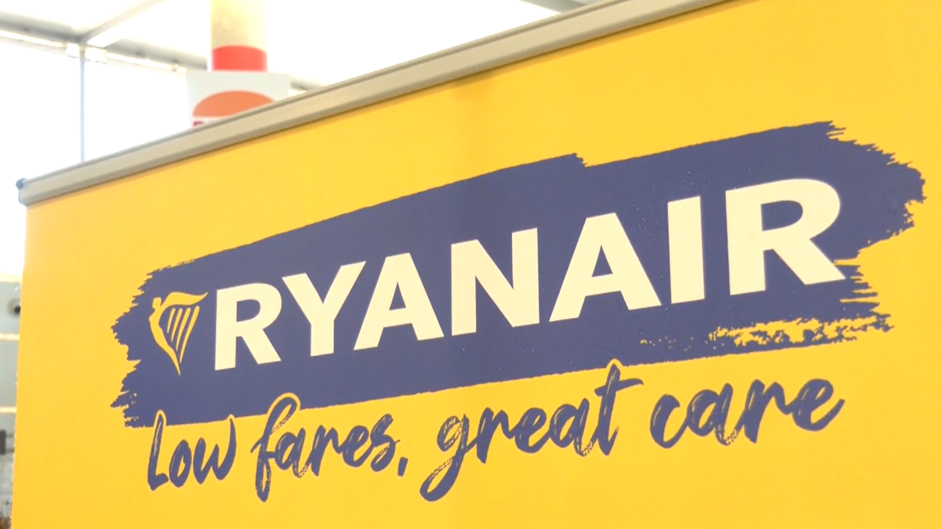 Los recortes de Ryanair golpean al turismo: suprimen un millón de plazas en los aeropuertos regionales