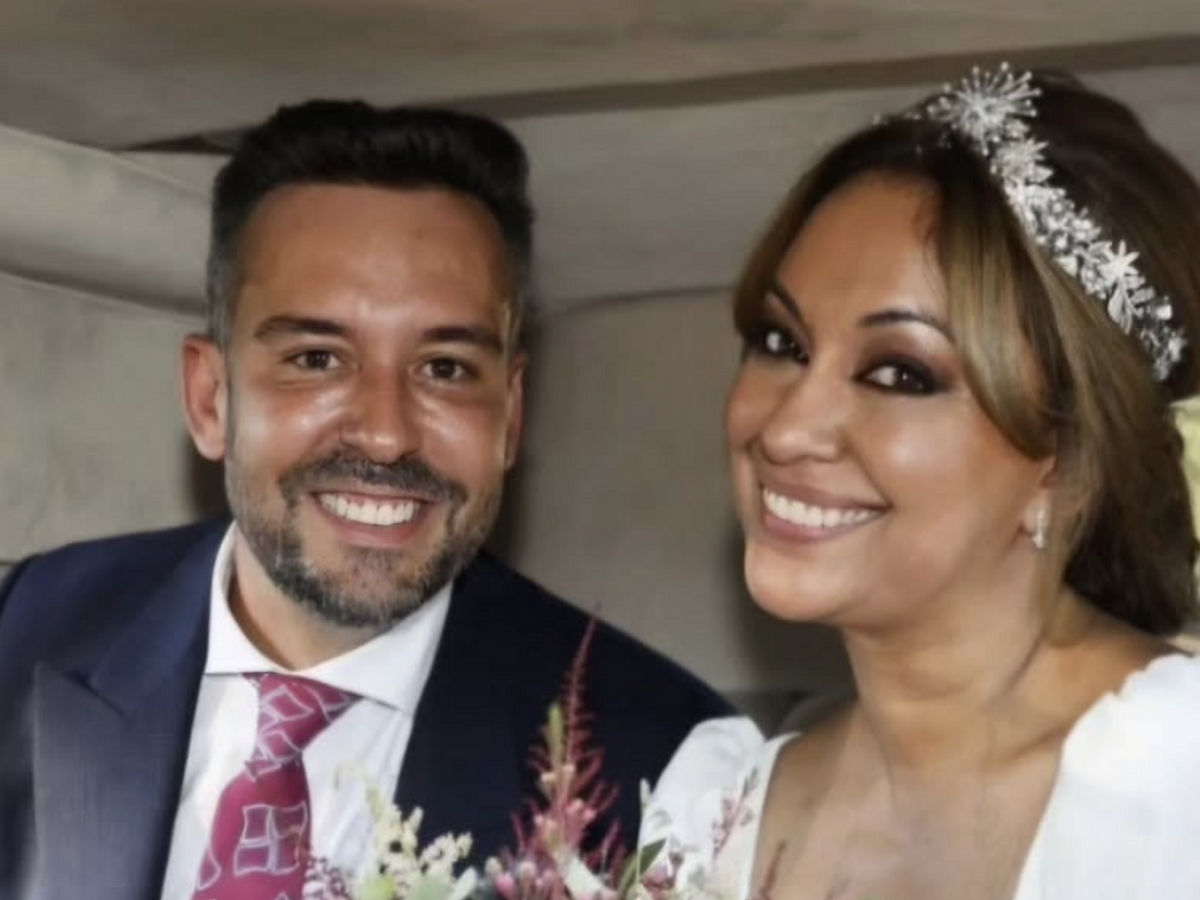 Oficiada por Cifuentes, repleta de famosos y con exclusiva: la boda de Kike  Calleja y Raquel Abad - Supervivientes All Stars