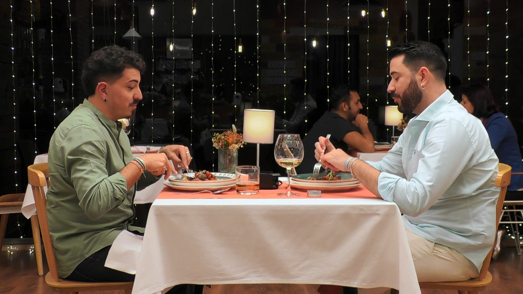 Un soltero se lleva un chasco ante la negativa de su cita de formar una familia en un futuro: "Soy tajante en eso"