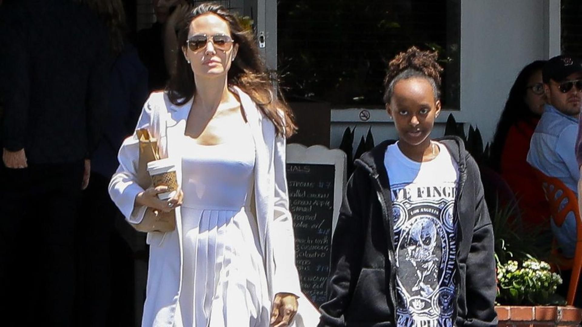 Angelina y su hija Zahara. Angelina y su hija Zahara.