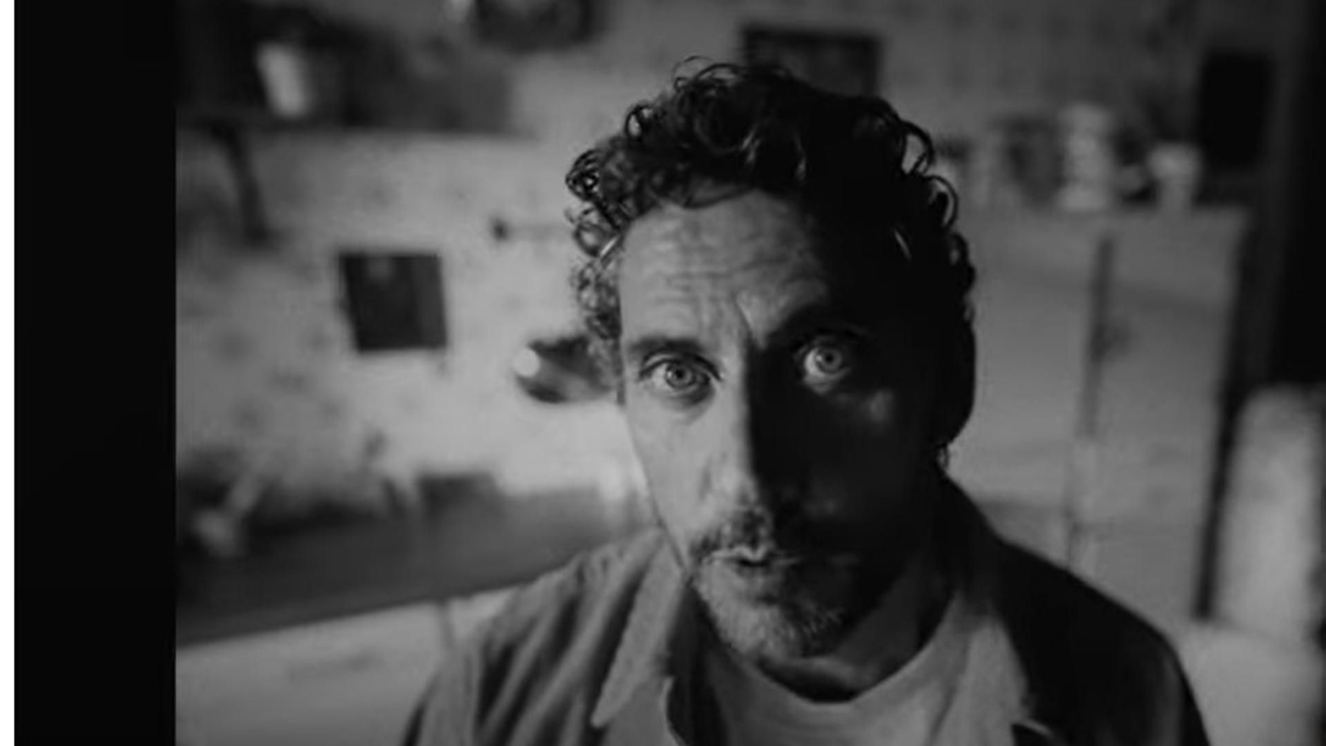 El actor Paco León protagoniza la campaña de Igualdad Tú tienes huevos'.