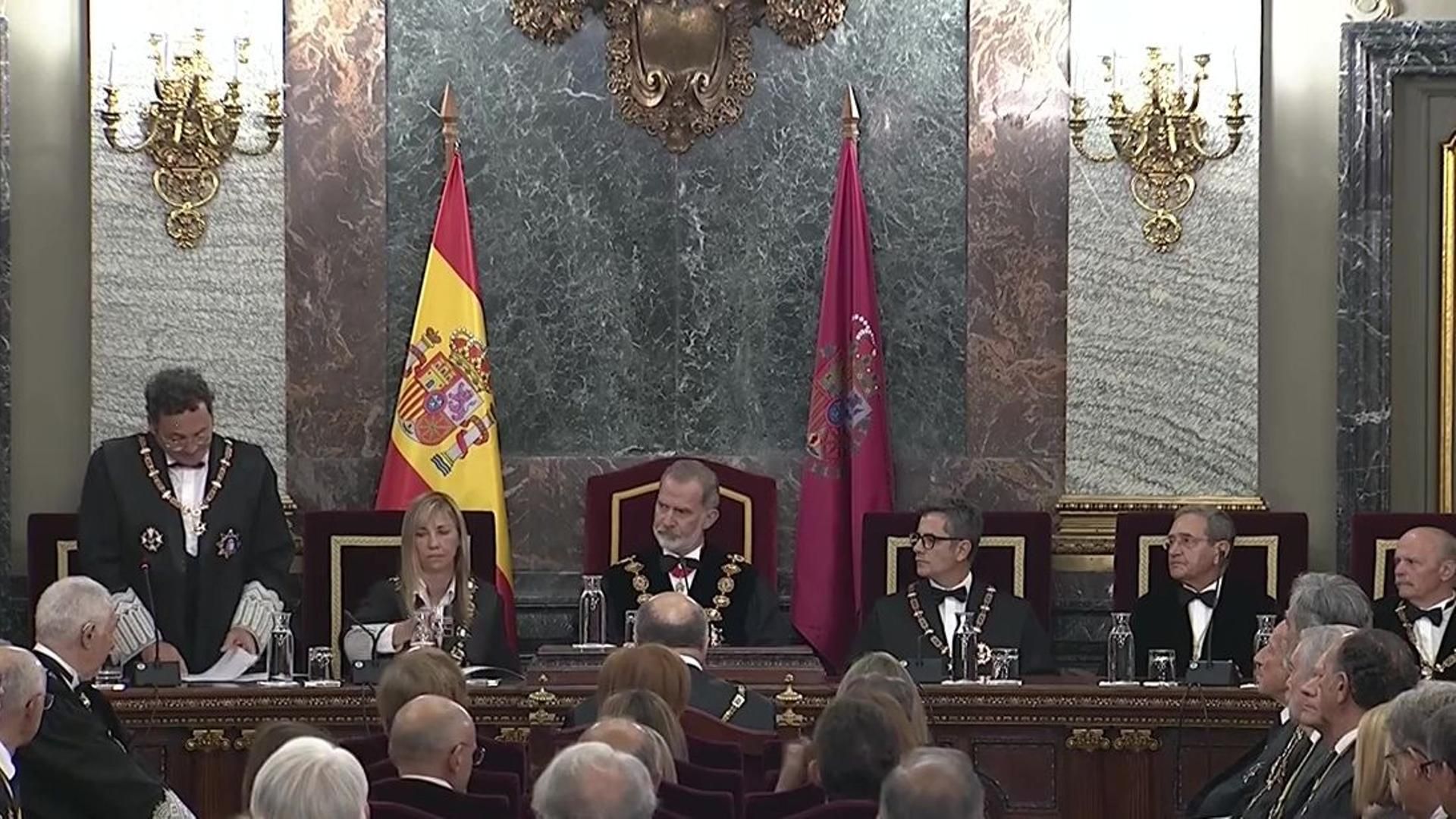 El PP presiona para que el Fiscal General no asista a la inauguración del año judicial El PP presiona para que el Fiscal General no asista a la inauguración del año judicial