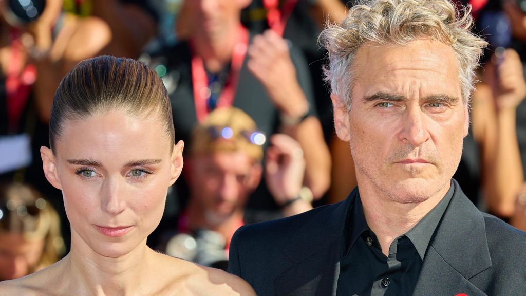 Joaquin Phoenix llora en el Festival de Venecia tras el estreno de 'La voz de Hind'