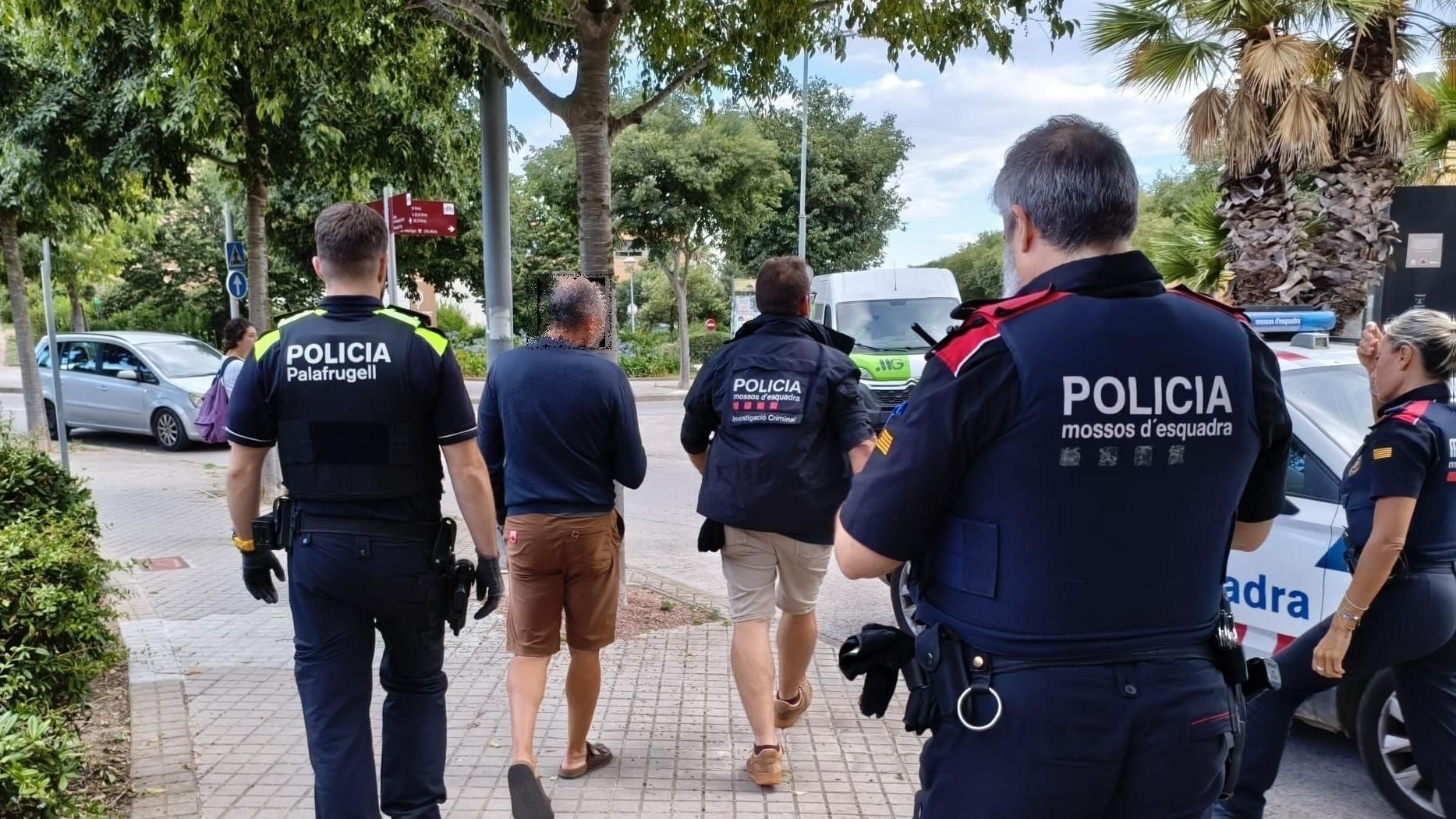 Investigan la muerte violenta de una mujer en una vivienda de Lloret de Mar, Girona