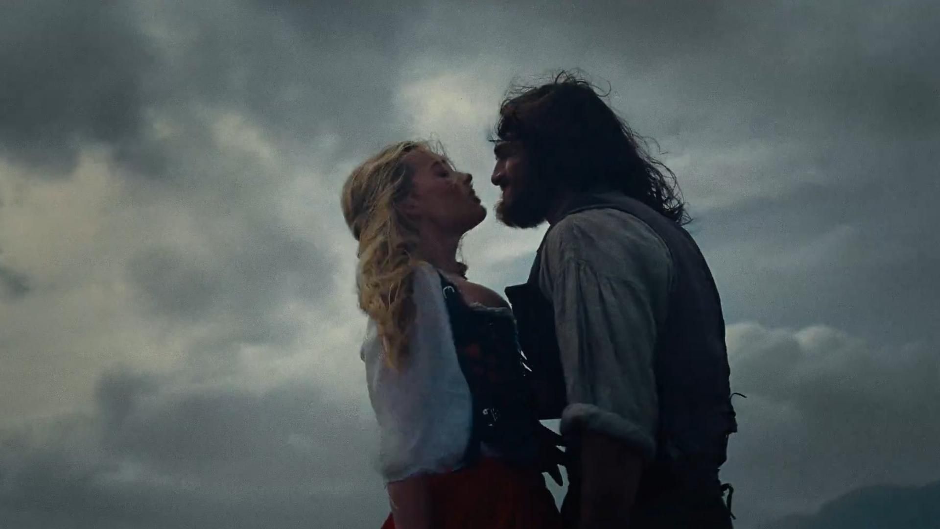 Jacob Elordi y Margot Robbie en la nueva versión de Cumbres Borrascosas