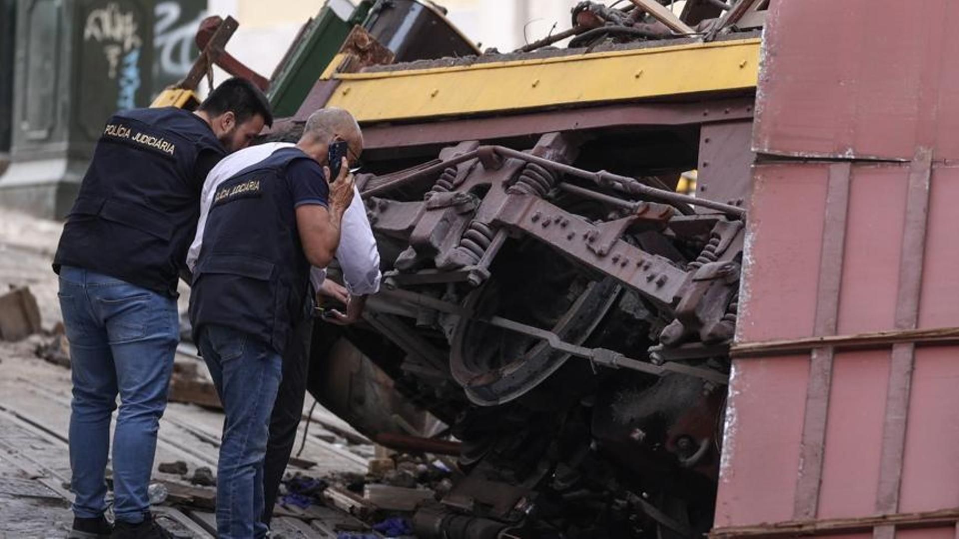 Los muertos y heridos en el accidente de Lisboa: las autoridades comienzan a identificarles y a confirmar su nacionalidad