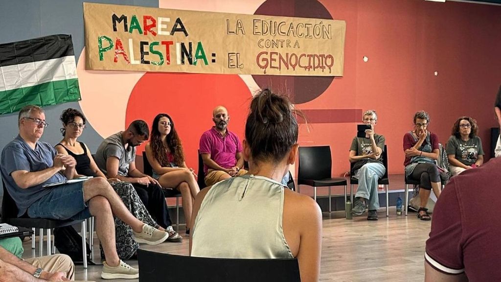Encierro de profesores en apoyo a Gaza en el Círculo de Bellas Artes, en Madrid: exigen el embargo a Israel