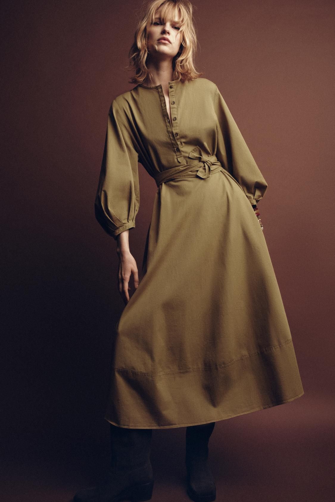 Vestido de Zara khaki