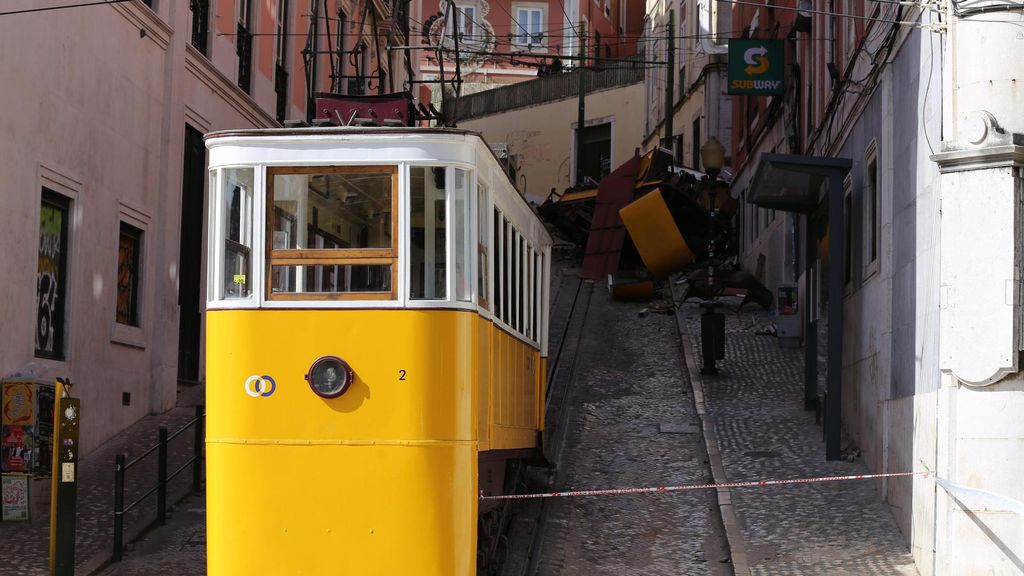 El hombre alemán que dieron por muerto, padre del niño herido en el accidente de Lisboa, está vivo e ingresado en un hospital
