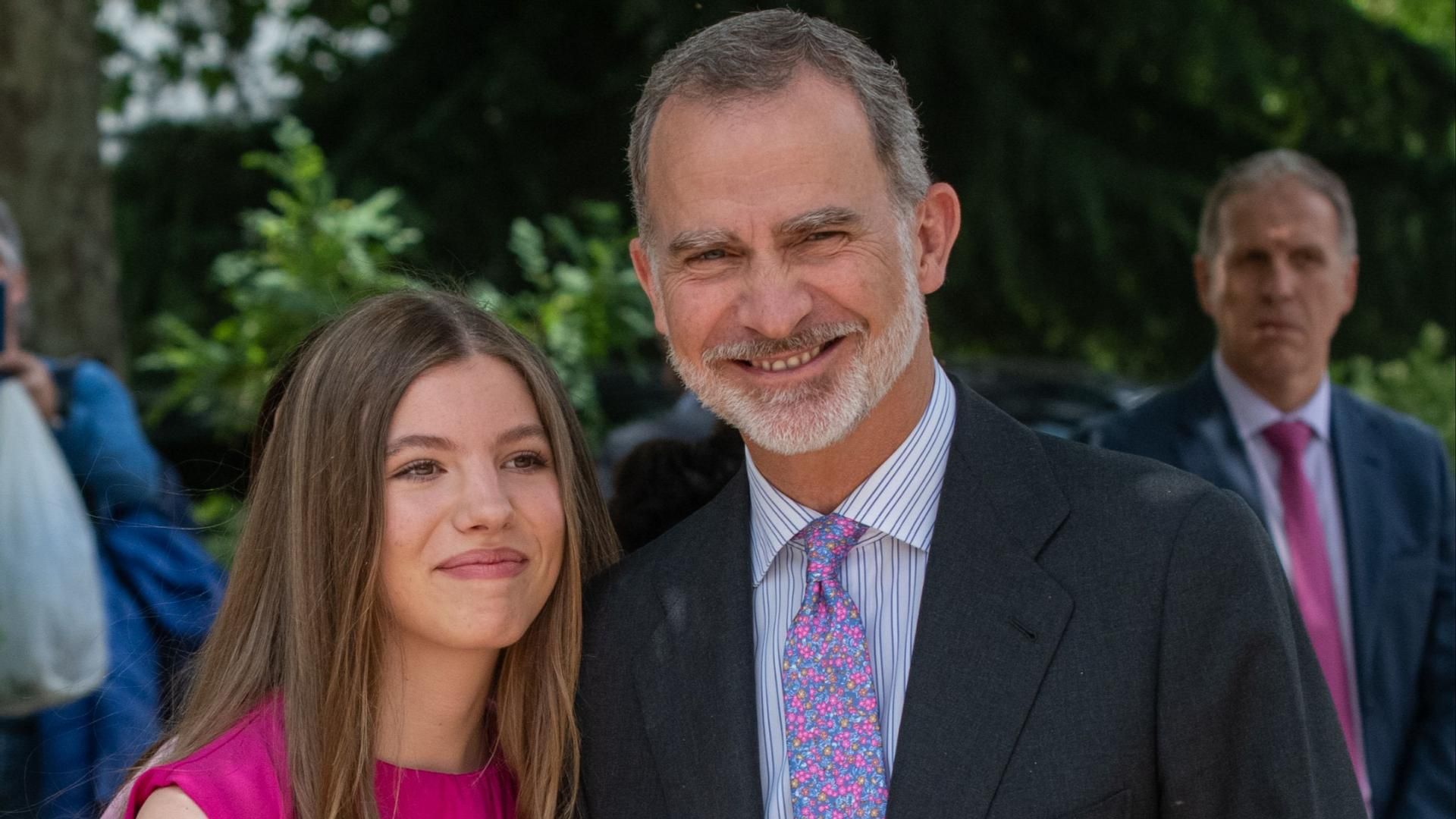 La infanta Sofía y el rey Felipe en una imagen de archivo.