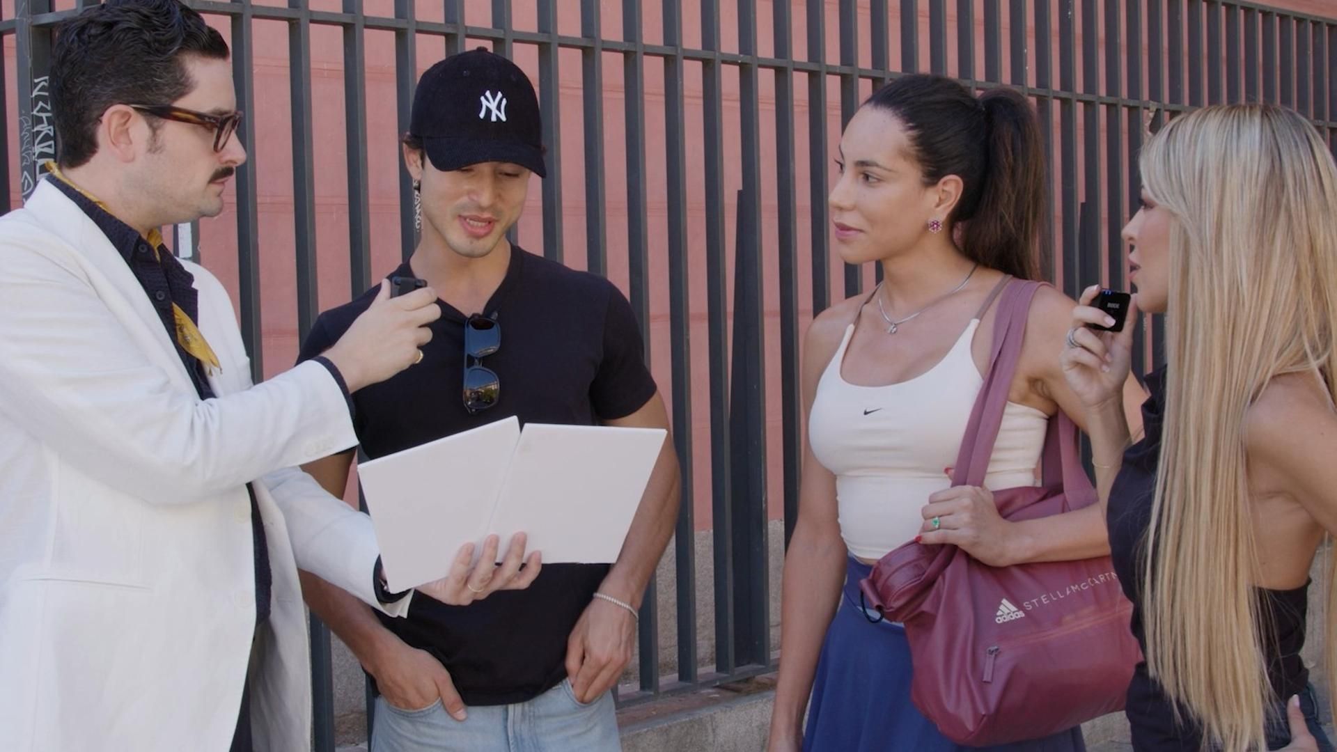 Oriana Marzoli y Sebastián Gallego salen a la calle para mostrar a los primeros solteros de 'El loco amor'