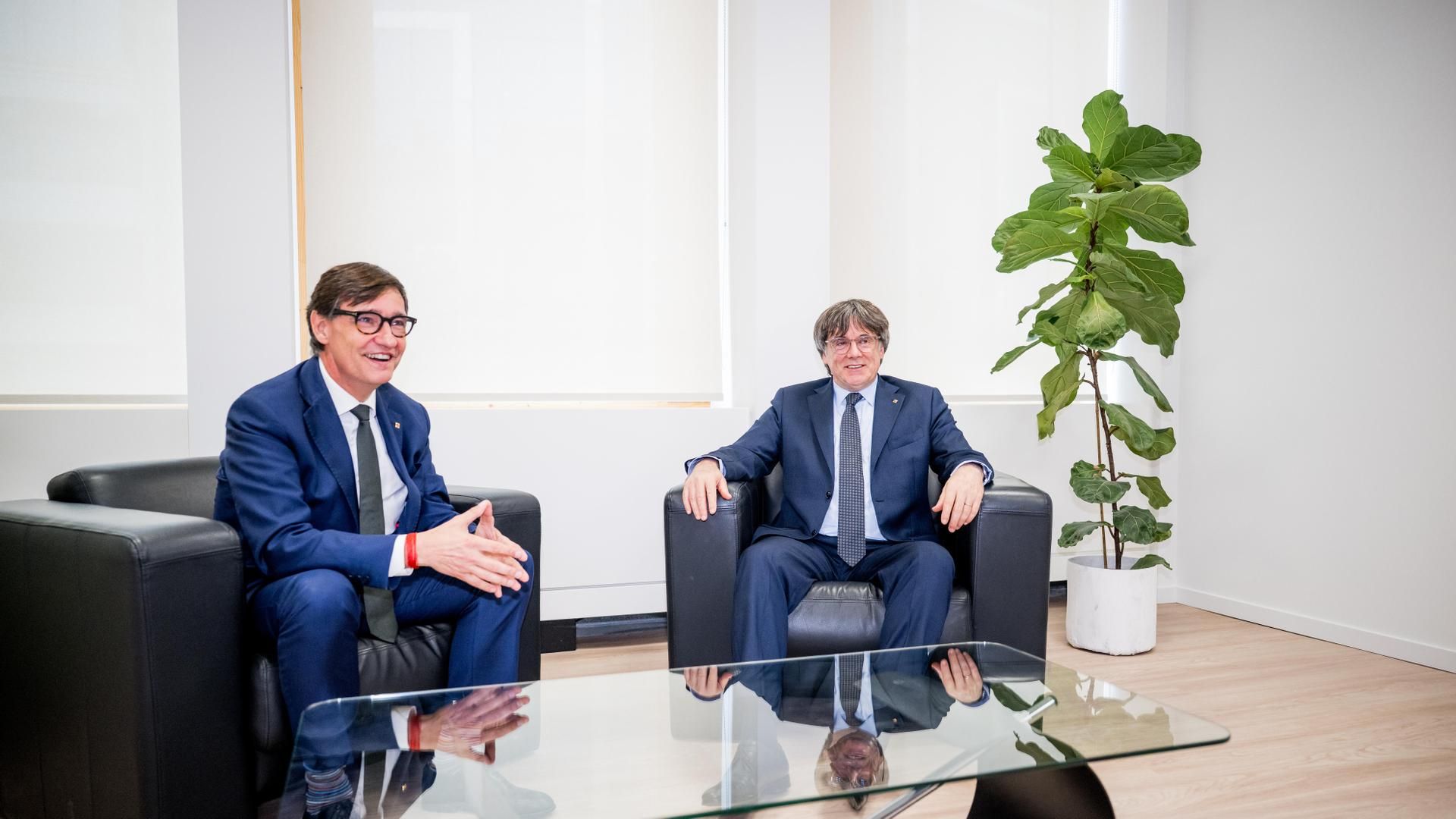 Salvador Illa asegura que "hasta que Carles Puigdemont vuelva y Oriol Junqueras pueda ser candidato no habrá normalidad"