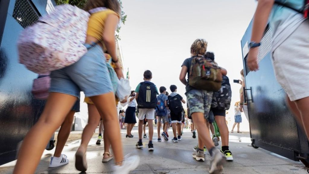 La vuelta al cole para los padres:  "Creo que yo tenía muchas más ganas de que empezaran que ellos"