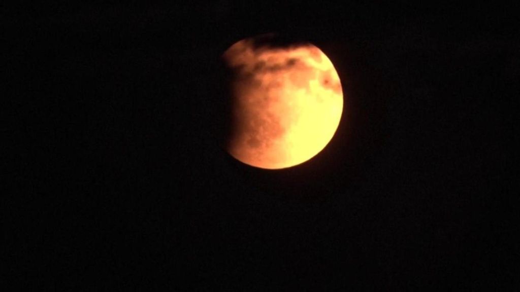 Imágenes del eclipse de la luna de sangre: así se ha visto por el mundo