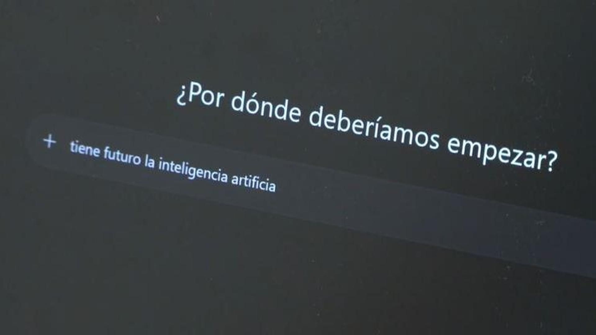 El curso escolar arranca con el reto de integrar la inteligencia artificial en las aulas: el 90% de los universitarios la usa
