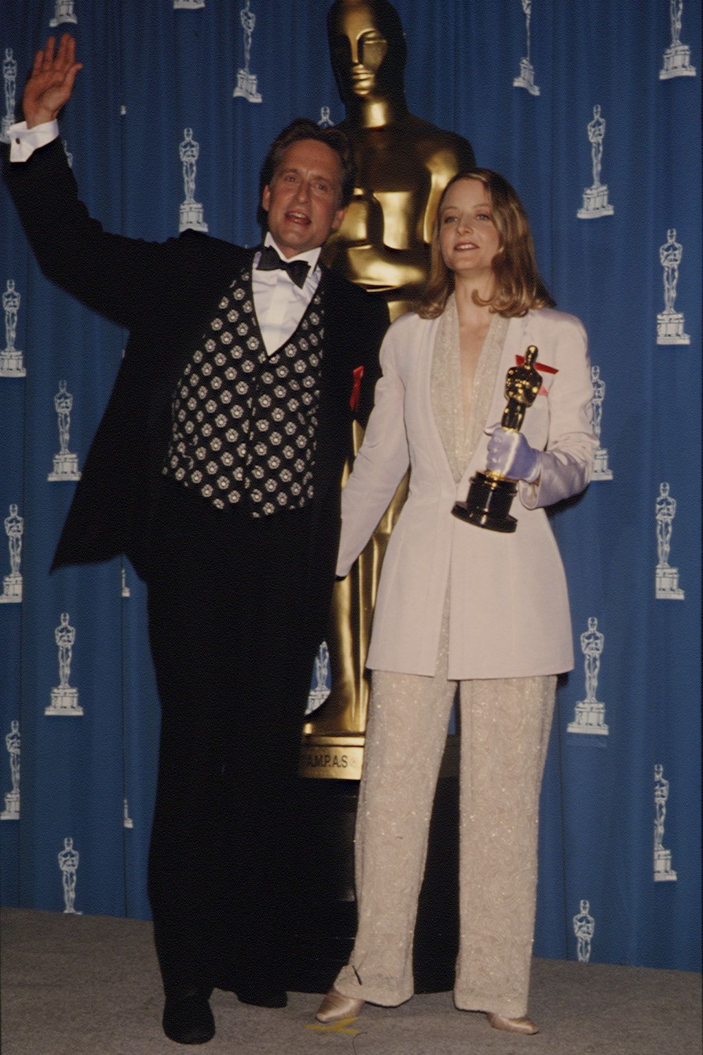 Jodie Foster, junto a Michael Douglas en los Oscar 1992