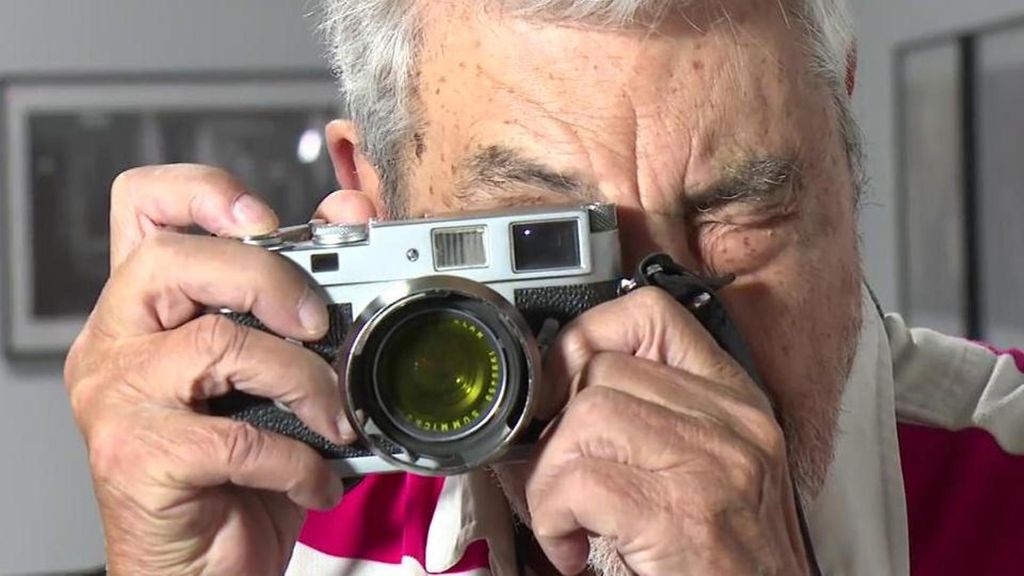 La cámara 'Leica' celebra sus 100 años de aniversario: "Es un objeto de lujo, lo ha sido siempre".