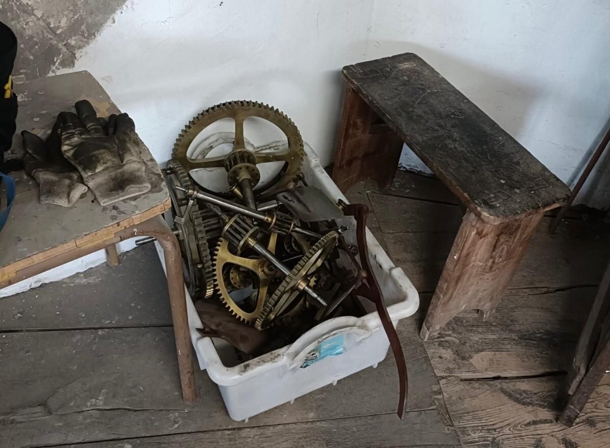 Las piezas desmontadas se trasladarán a un taller de Vitoria para su restauración