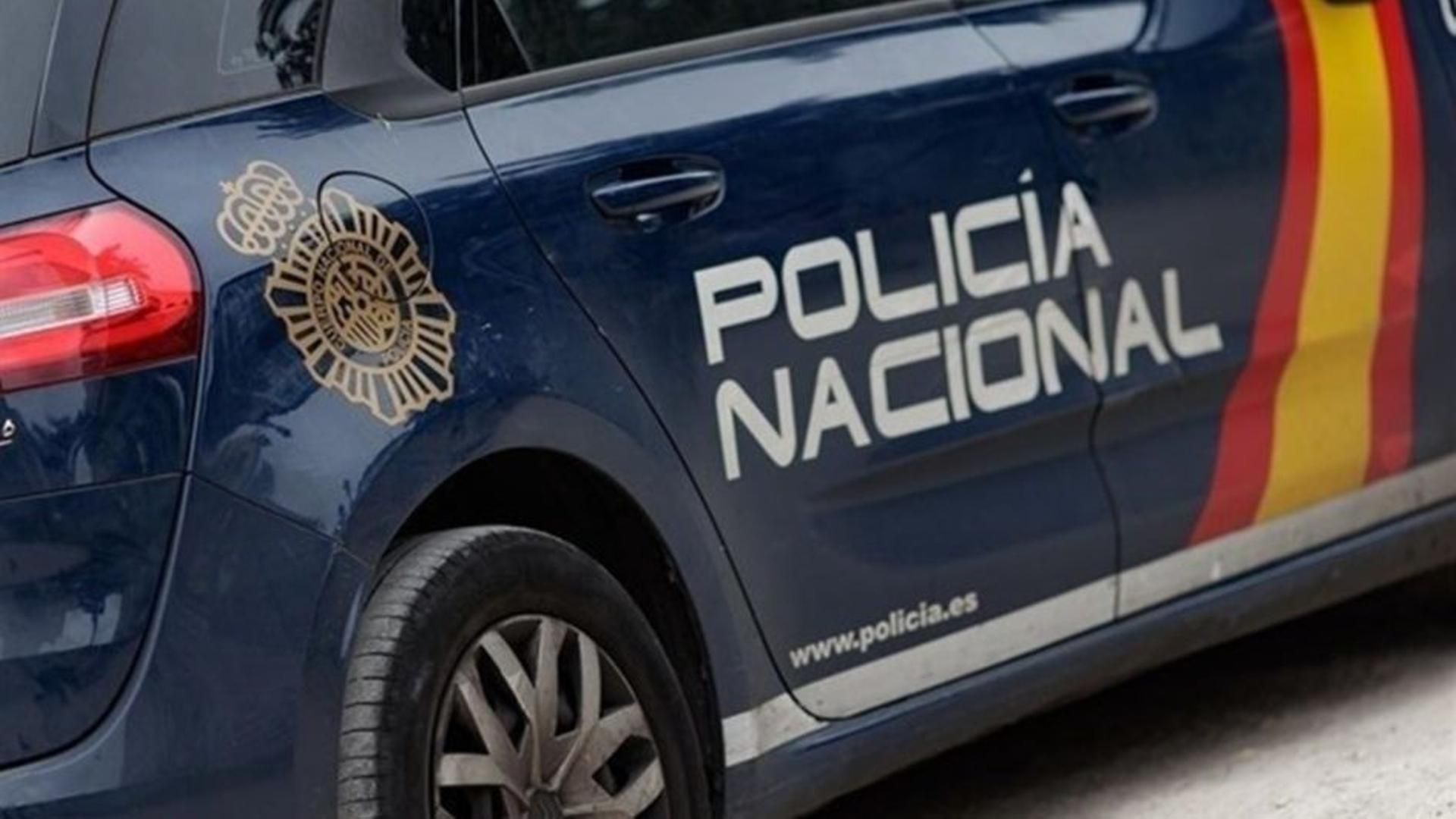 Vehículo de la Policía Nacional en Burgos.