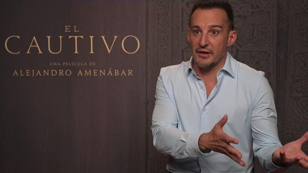 Amenábar, sobre el polémico beso de Cervantes y su captor en Argelia: "¿Dónde está el problema?"