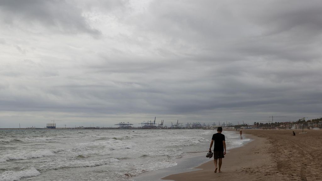 El avance de un frente atlántico dejará lluvias en Galicia, el Cantábrico y áreas próximas