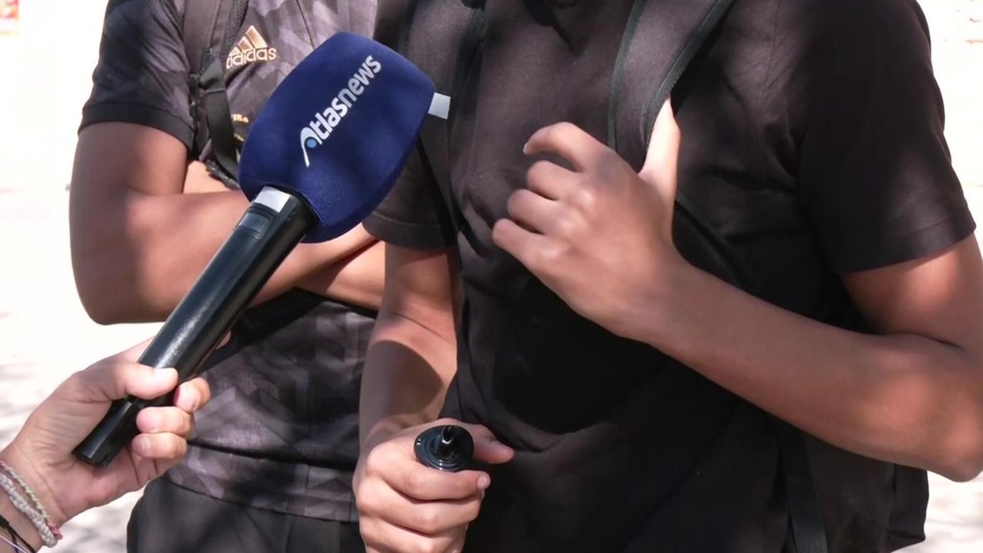 Los jóvenes reconocen que se inician en el vapeo por "chulería" y para "encajar en el grupo"