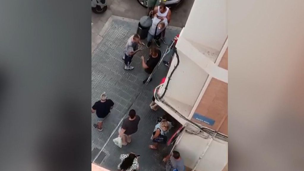 Retiene a un hombre que atacó con un cuchillo a su expareja en Valencia