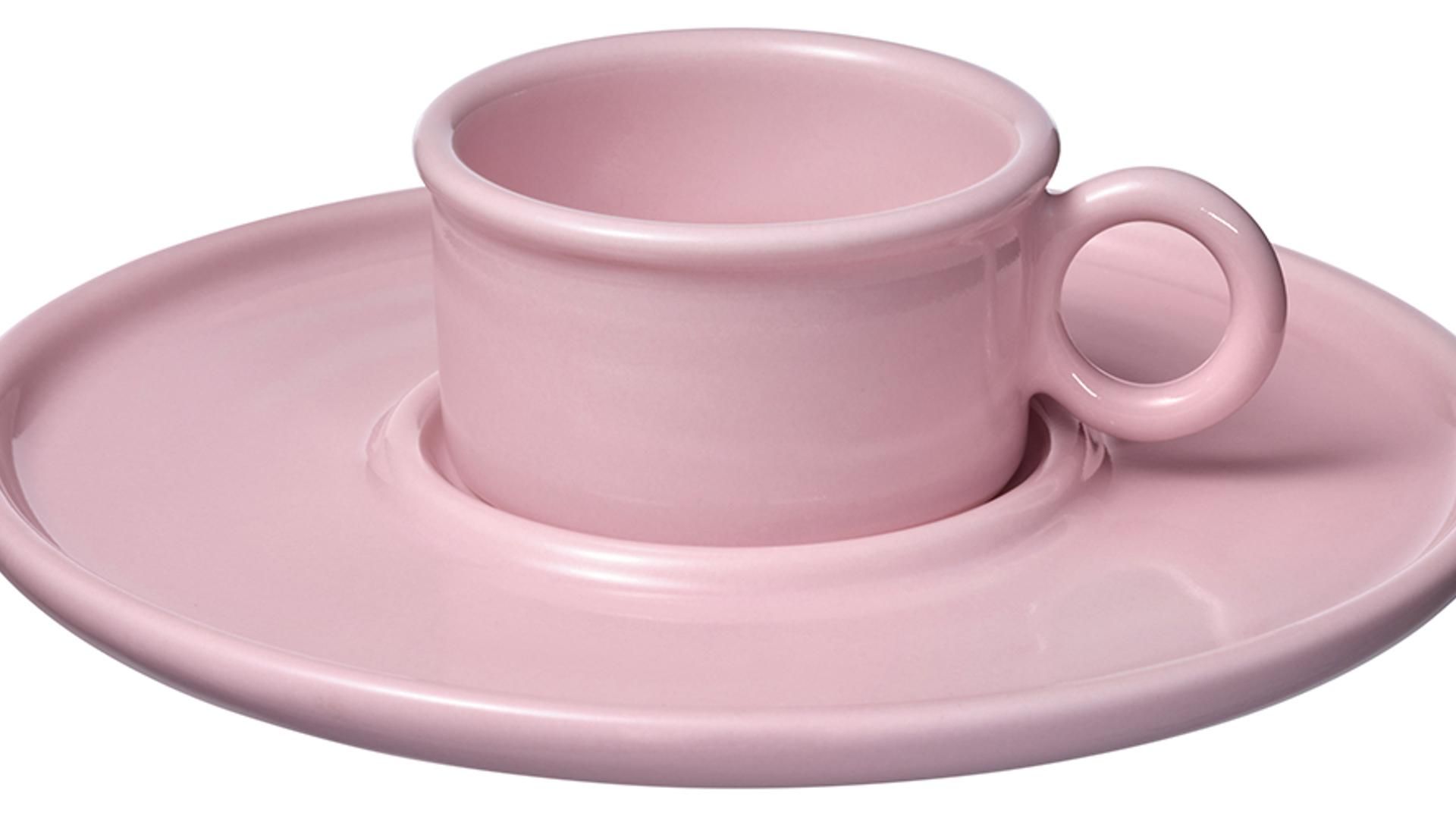 Taza y plato rosa