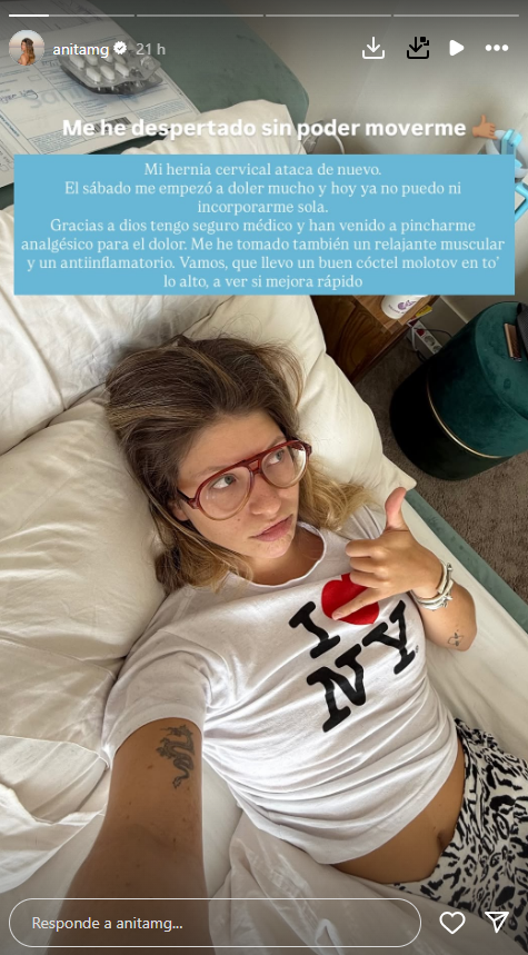 Anita Matamoros ha compartido una imagen "inmovilizada" que ha preocupado a sus seguidores