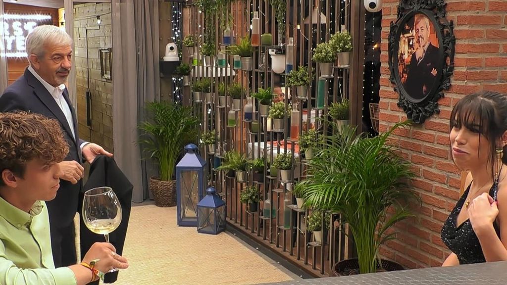 El zasca de una soltera de 'First Dates' que deja a su cita sin poder articular palabra: ''No me suenas de nada''